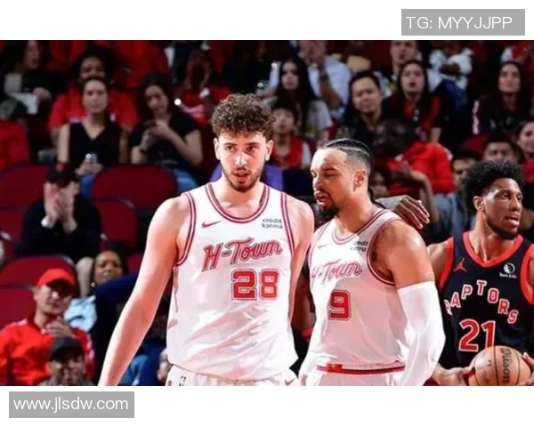 2015年火箭队与步行者队激战回顾精彩瞬间与赛季亮点分析