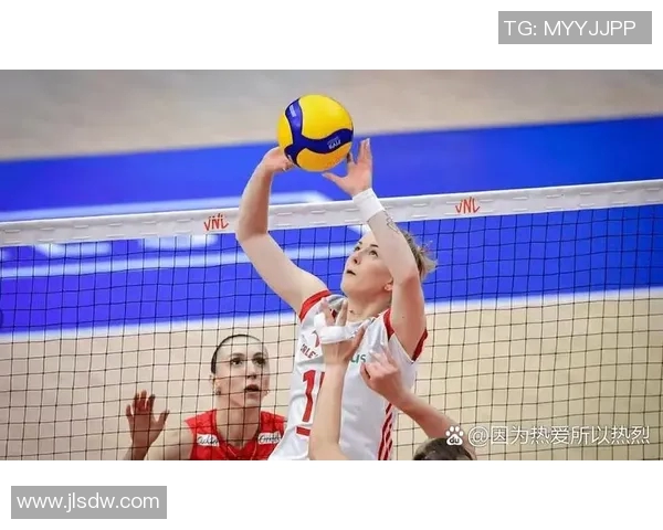 2014年美国女排与土耳其的激烈对决回顾与精彩瞬间分析 2014年美国女排与土耳其的激烈对决回顾与精彩瞬间分析