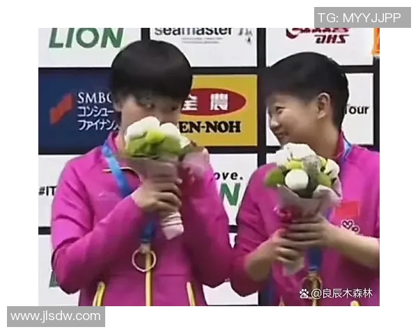 2017年丁宁与平野美宇的巅峰对决展现乒乓球竞技魅力与青春风采 2017年丁宁与平野美宇的巅峰对决展现乒乓球竞技魅力与青春风采