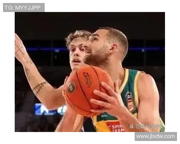 2020年1月1日火箭队与掘金队精彩比赛回放全程回顾与精彩瞬间分析 2020年1月1日火箭队与掘金队精彩比赛回放全程回顾与精彩瞬间分析