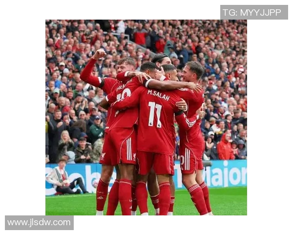 埃弗顿主场惜败利物浦激战三球大战精彩回顾 埃弗顿主场惜败利物浦激战三球大战精彩回顾