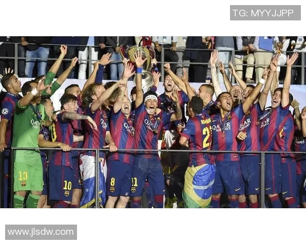 尤文图斯逆袭巴塞罗那精彩对决以四比一大胜引发热议 尤文图斯逆袭巴塞罗那精彩对决以四比一大胜引发热议