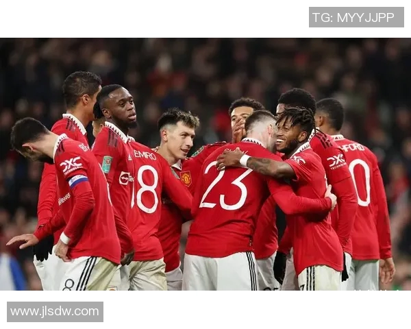 女王巡游与利兹联的激烈对决揭示英超赛季新篇章 女王巡游与利兹联的激烈对决揭示英超赛季新篇章