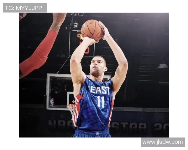 布鲁克洛佩斯的篮球之路与职业生涯成就回顾