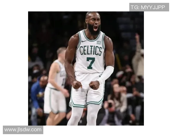 杰伦布朗在NBA赛季中的成长与挑战分析 杰伦布朗在NBA赛季中的成长与挑战分析