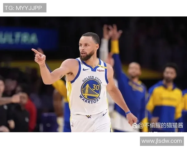 勇士与掘金激战第五场争夺季后赛晋级关键胜利