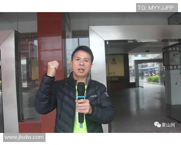 楚阿梅尼的崛起与挑战：探讨其在足球界的影响与未来发展方向