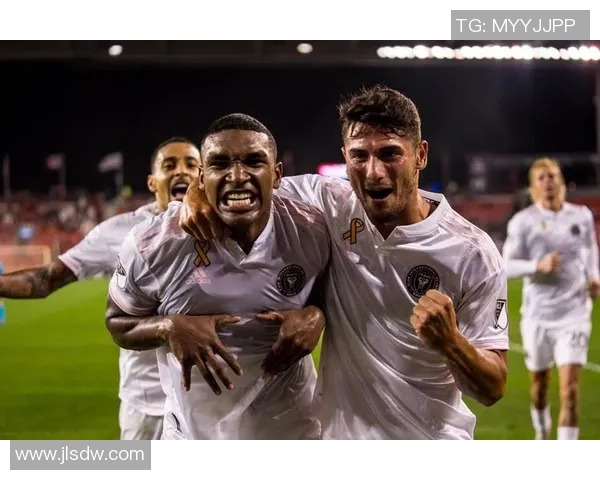 美职足激战达拉斯主场迎战华盛顿争夺季后赛席位的关键之战